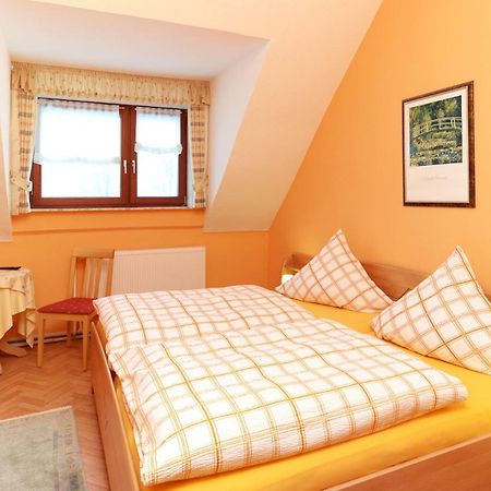 Pension-Saxler Neichen Exterior foto